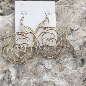 Kendra Scott Retired Rose Earrings